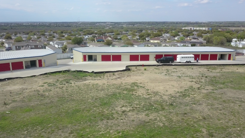 How to Store Wine and Spirits in a Climate-Controlled Unit